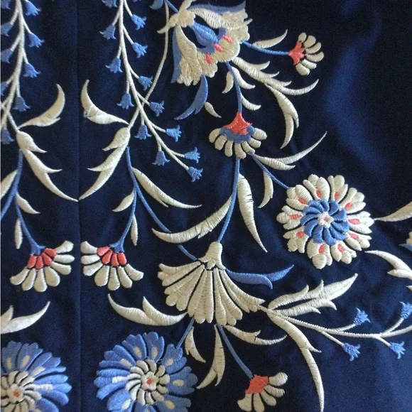 Anthropologie Gilmore Girls Moulinette Soeurs Bellflower Floral Embroidery Dress - Picture 16 of 16